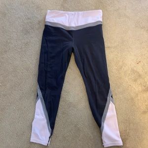 Athleta leggings Medium